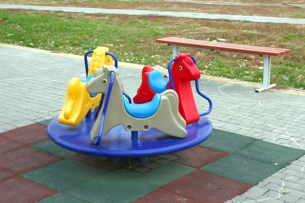 Equipamiento para parque infantil —  Fotos de Stock