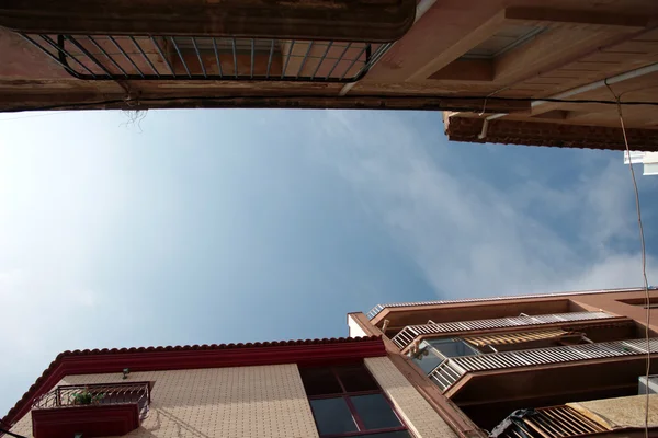 Wall and sky — Stock Photo, Image