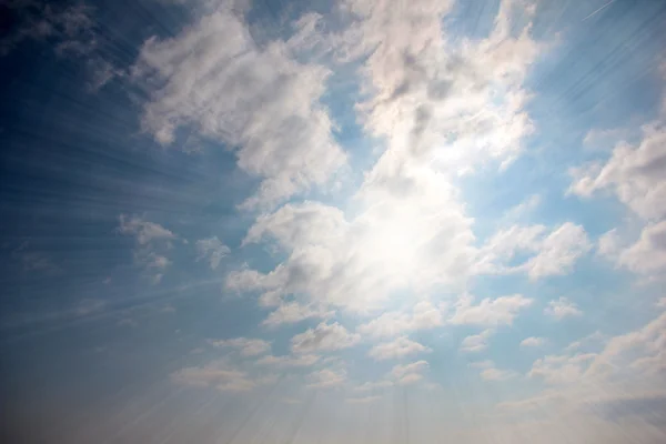 Blauer, klarer Himmel — Stockfoto