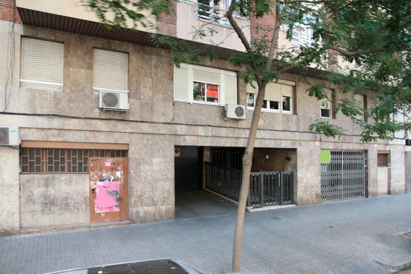 Barcelona straten en gebouwen — Stockfoto