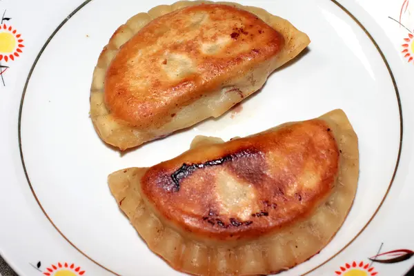 Pastéis como um prato de carne — Fotografia de Stock