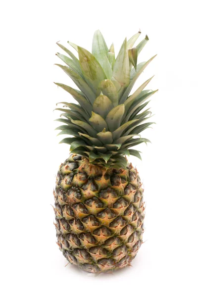 Zralá šťavnatá ananas — Stock fotografie