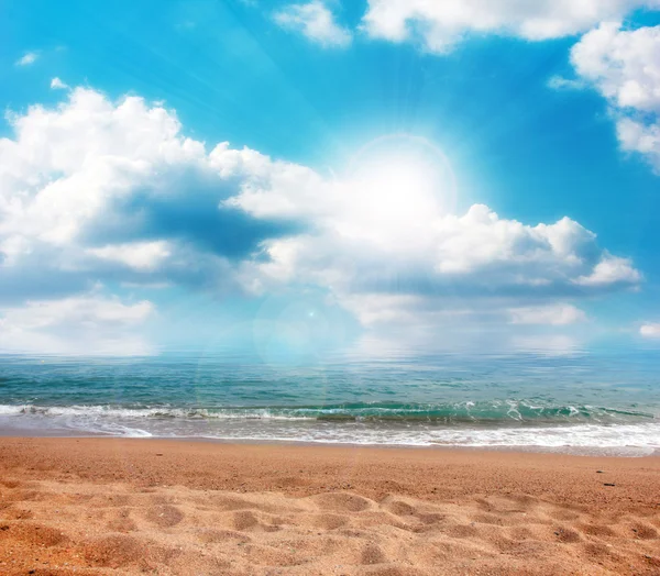 Spiaggia di sabbia solare — Foto Stock