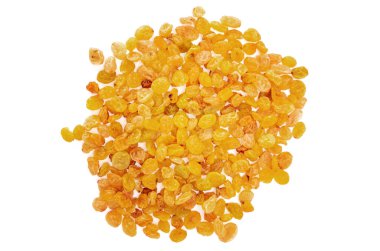 Beyaz arka planda izole edilmiş sarı altın üzümler