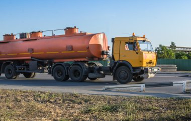 tank ile araba
