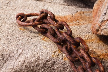 eski paslı gemi zinciri
