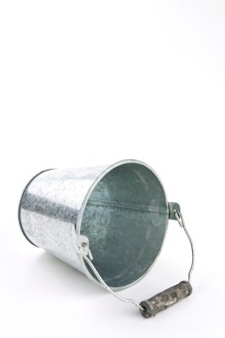 Galvanizli kovası kulplu