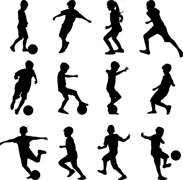 çocuğun futbol oynuyordu