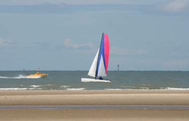 Yelkenli beach yakınındaki