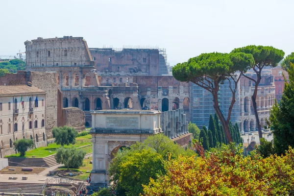 Rome.Italy. římského fóra. Koloseum. Vatican.St. Náměstí. — Stock fotografie