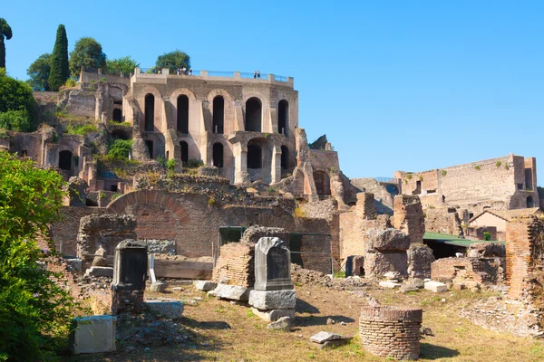 Roma.Itália.O fórum romano .. — Fotografia de Stock