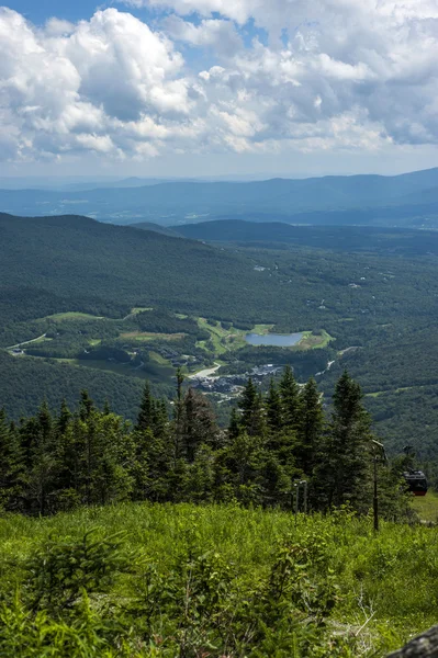 Toppen av mount mansfield i vermont — Stockfoto