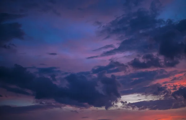 เมฆพระอาทิตย์ตก — ภาพถ่ายสต็อก