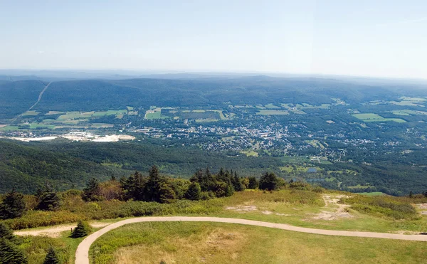 Veterans War Memorial Tower at Mount Greylock — Stock Photo, Image