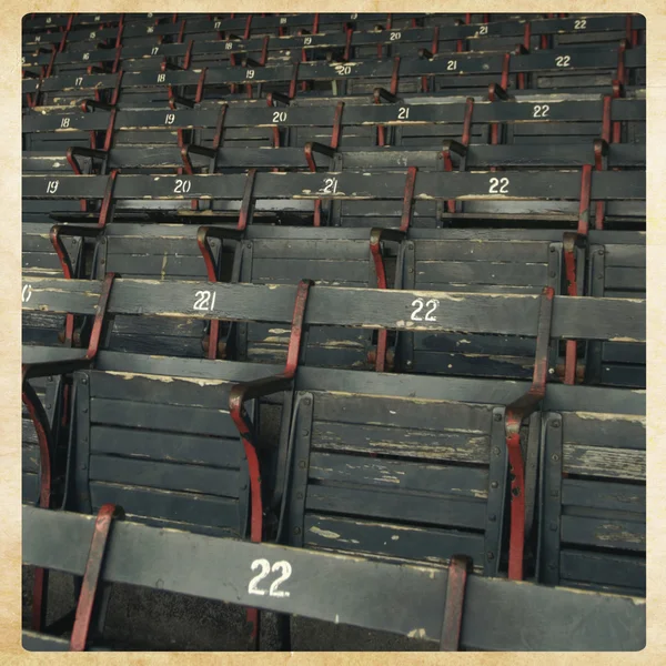 Gamla baseball stadion sittplatser — Stockfoto