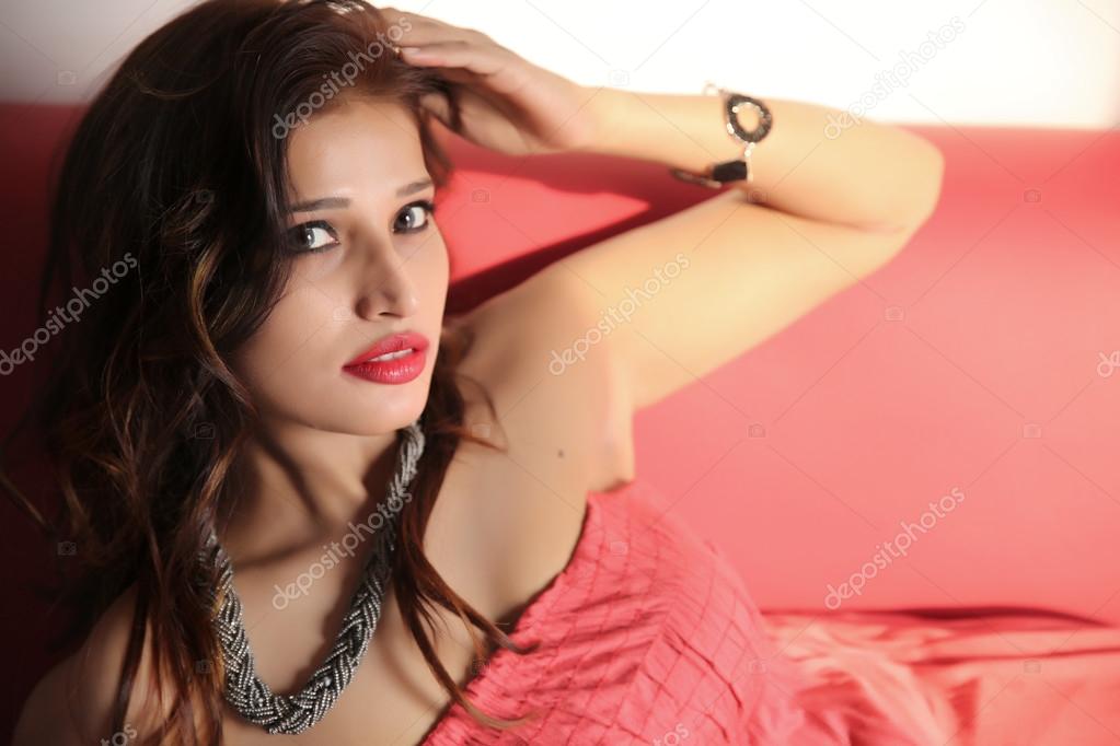 Skinny Young Indian Teen - Skinny indian girl Stock Photos, Royalty Free Skinny indian girl Images |  Depositphotos