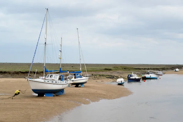 Odlivu ve Wells-next-the-sea — Stock fotografie