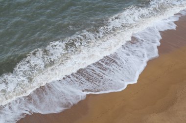 Jurassic Coast dalgaları 