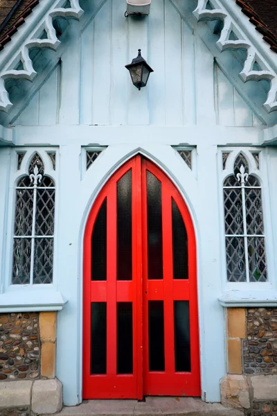 Porta de madeira vermelha — Fotografia de Stock