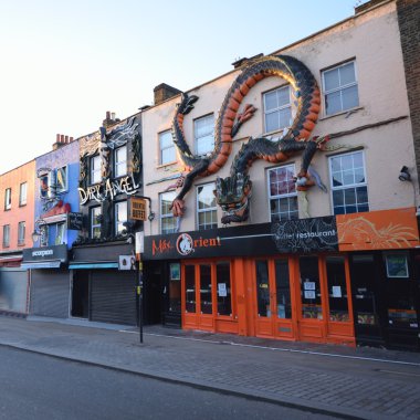 Camden Town, Londra yüksek yol