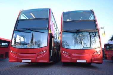 Londra kırmızı otobüs