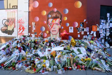 David Bowie haraç