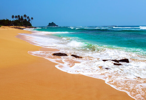 Ocean Beach Sri Lanka