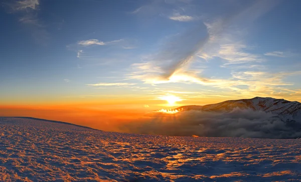 A frosty day is in mountains — Stock Photo, Image