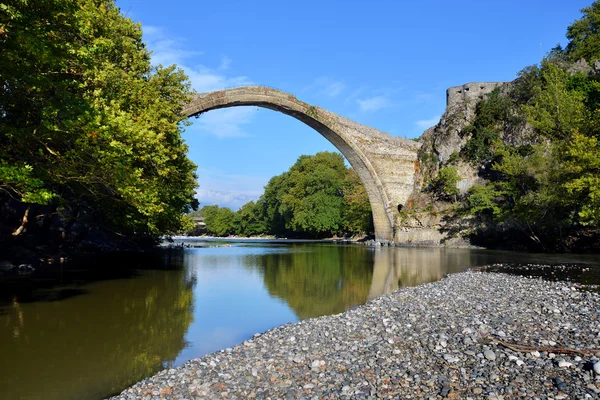 Puente de Konitsa, Grecia — Foto de Stock