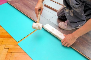 Laminat zemin işi marangoz