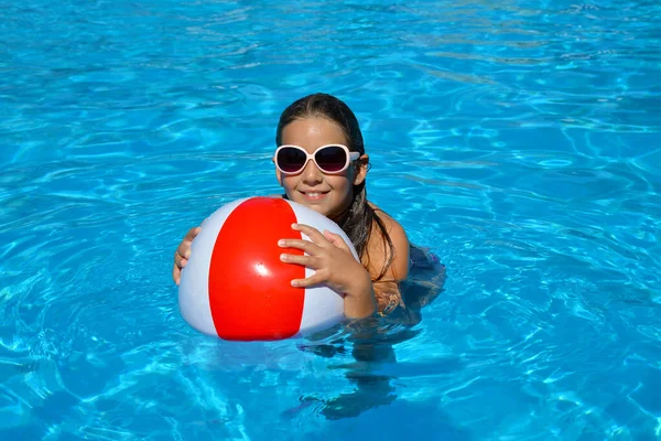 Véritable Adorable Fille Relaxante Dans Piscine Concept Vacances Été — Photo