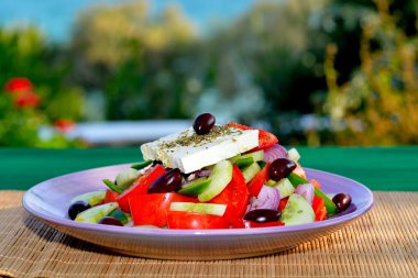 Yunan salatası