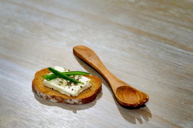 Dilimlenmiş çavdar ekmeği