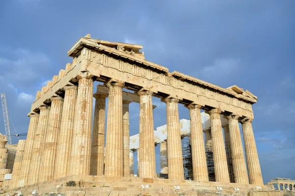 Pártenon na Acrópole em Atenas — Fotografia de Stock