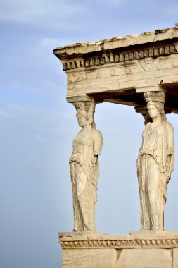 Caryatides, Atina Akropolisi