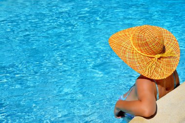 Gerçek kadın güzellik onu yaz tatil keyfi