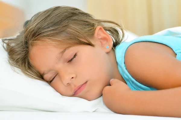 Dolci sogni, ragazza che dorme — Foto Stock