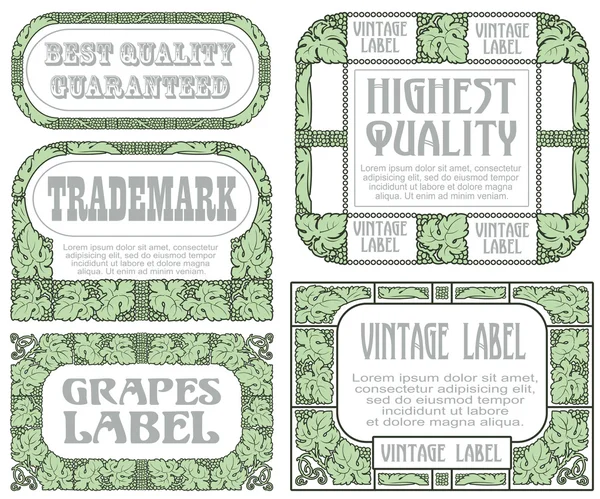 Vector vintage style labels with grapes for decoration and desig — Stock Vector