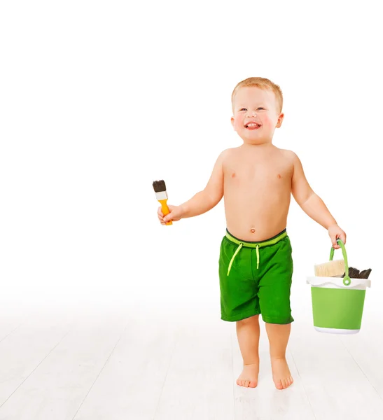 Pintura do bebê por escova, menino feliz do miúdo com cores das pinturas — Fotografia de Stock