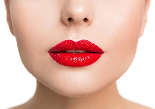 Κόκκινα Χείλη Ομορφιά Κοντινό Πλάνο Γυναικείο Μακιγιάζ Και Κόκκινα Κραγιόν — Φωτογραφία Αρχείου