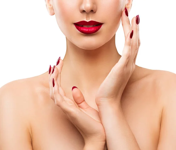 唇唇美容模型 女性面对手部皮肤护理 把孤立的白种人关起来 — 图库照片