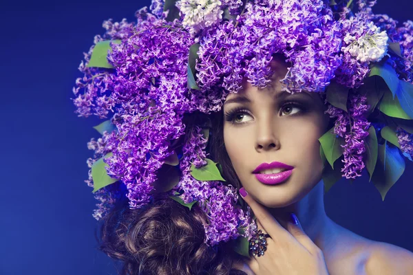 Woman Lilac Flower, Fashion Model Beauty Portrait, Girl Face Makeup — Φωτογραφία Αρχείου