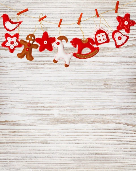 Christmas Decoration Toys Hanging on White Wood Wall, Xmas Decor — Stock Photo, Image