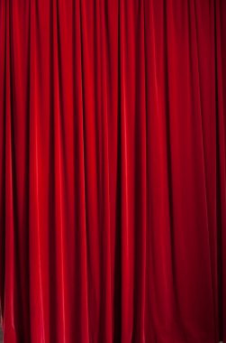 Kırmızı perde d 