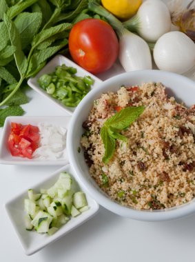 Mouthwatering meze salata