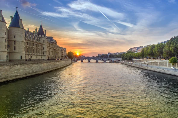 Západ slunce v Paříži — Stock fotografie