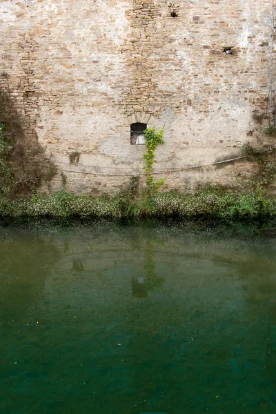 Fenster am Fluss — Stockfoto