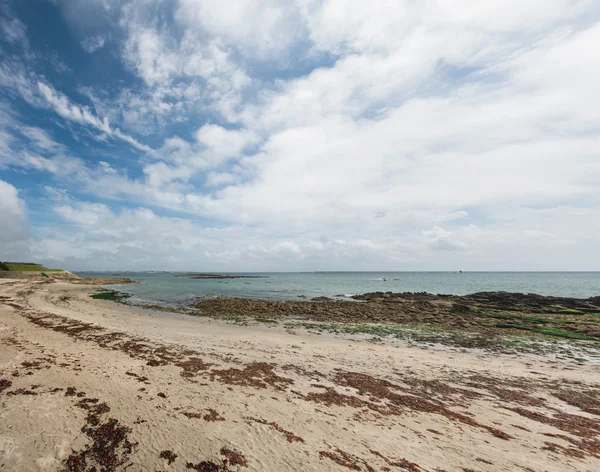 Wilder, brüchiger Strand — Stockfoto