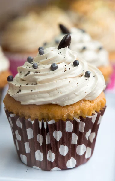 Chocolate and cream cupcake — Stock Photo, Image