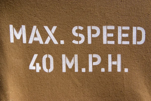 Max speed 40 m.p.h. — Stock Photo, Image